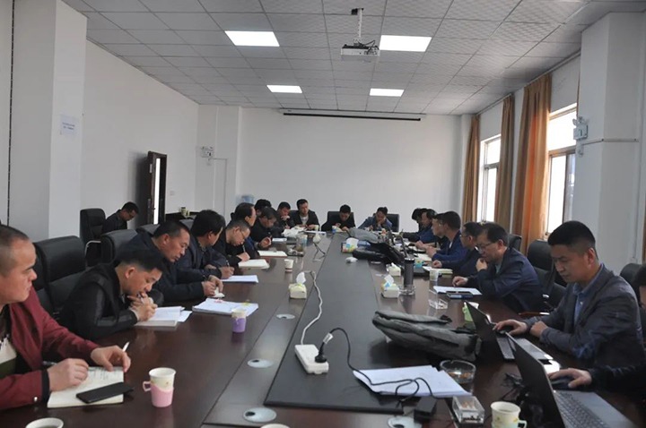 云煤（太阳集团城网站2018）集团煤矿清静巡查第二督导组到陆东煤矿开展清静生产标准化治理系统建设初审验收