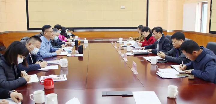 云煤（太阳集团城网站2018）集团党委副书记、、总司理高建嵩一行到云煤矿业公司开展2022年第一季度生产谋划事情督导调研