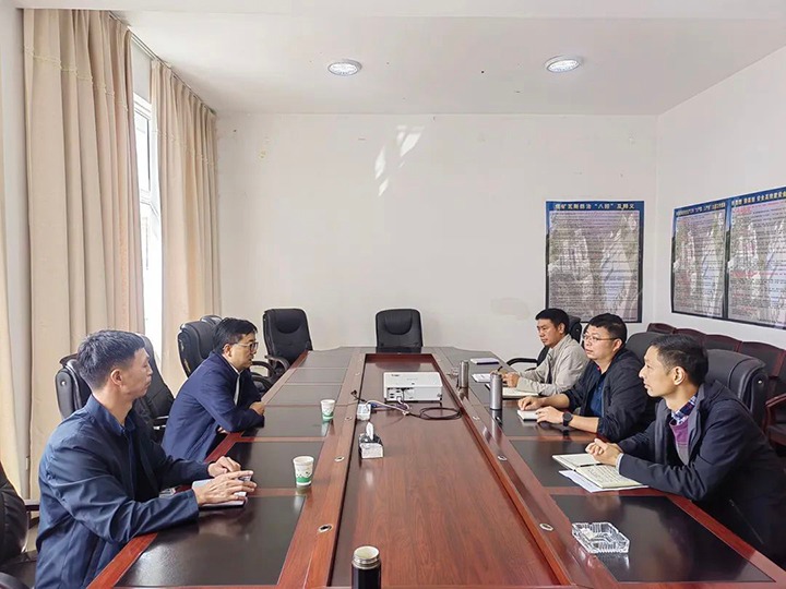 【专项行动】集团党委委员、副总司理、总工程师施从伟到罗平东城公司开展清静事情督导