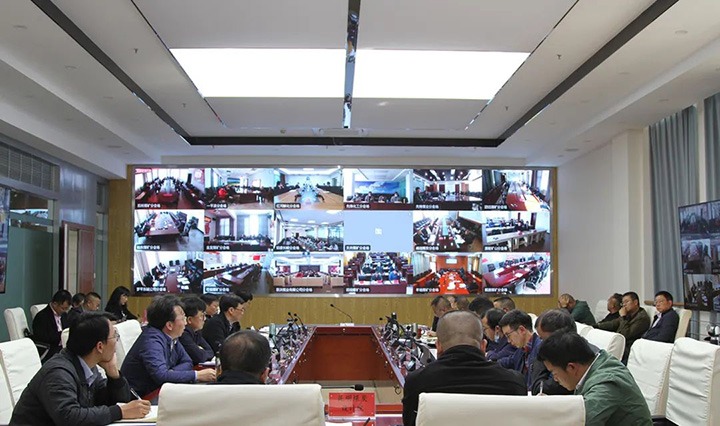 云煤（太阳集团城网站2018）集团召开三季度经济运行剖析会暨“奋战一百天，，冲刺四序度”生产谋划专项行动推进会