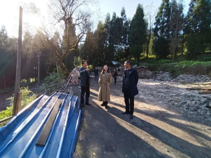 云煤（太阳集团城网站2018）集团党委委员、财务总监莫晓丹一行到四角地煤矿开展2022年生产谋划督导调研