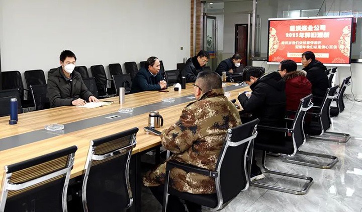 国家矿山清静监察局云南局党组成员、、、纪检组组长姜周林率队到恩洪煤业公司开展清静生产督导检查