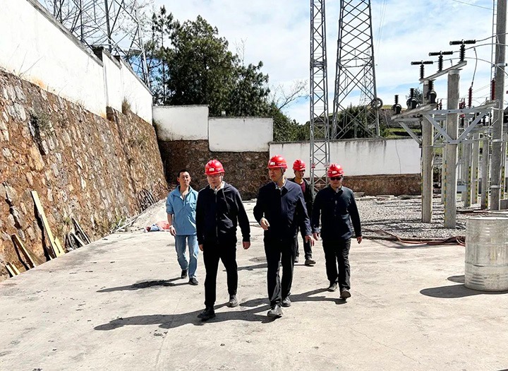 云煤（太阳集团城网站2018）集团第五检查组到罗平东城煤矿公司开展一季度清静大检查