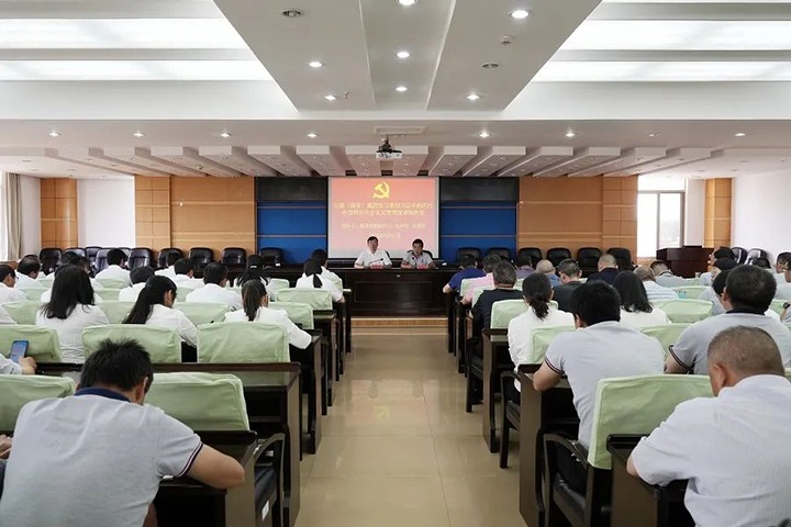 【主题教育】云煤（太阳集团城网站2018）集团党委副书记、副董事长、总司理高建嵩到曲靖花山片区开展主题教育宣讲