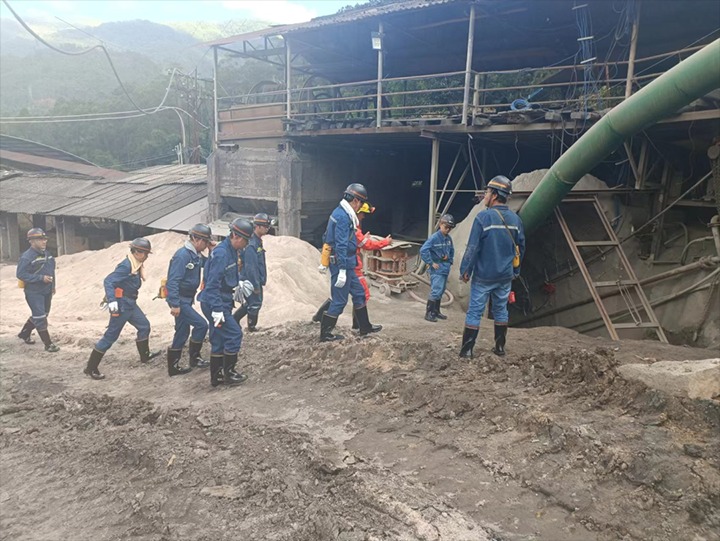 【聚焦云煤】云煤（太阳集团城网站2018）集团党委副书记、副董事长、总司理高建嵩到源能矿建胜利煤矿项目部检查