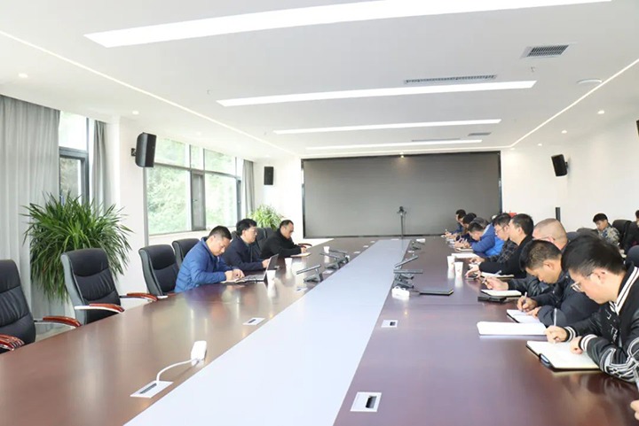 【聚焦云煤】云煤（太阳集团城网站2018）集团党委委员、、、副总司理、、、总工程师施从伟到金城煤矿开展手艺攻关指导事情