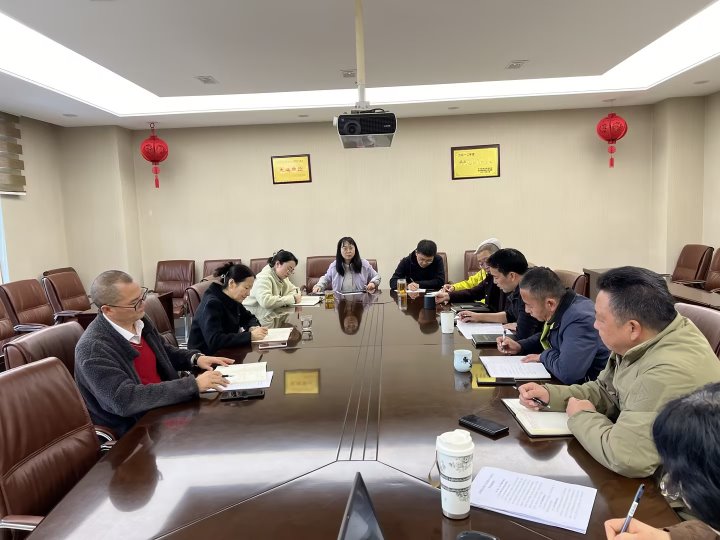 集团党委委员、、财务总监莫晓丹到太阳集团城网站2018地产调研指导事情