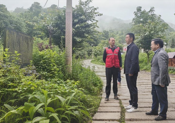 云煤集团圆满完成驻村事情队员调解轮换事情